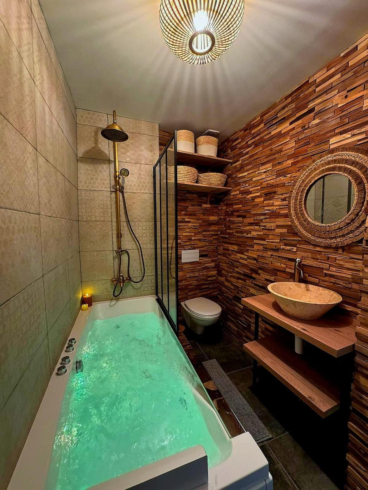 Duplex Safari Jusqu'A 4 Personnes, Spa, Cinema Et Lit Sous Les Arbres, Day Use, 10 Min Centre Αμιάν Εξωτερικό φωτογραφία
